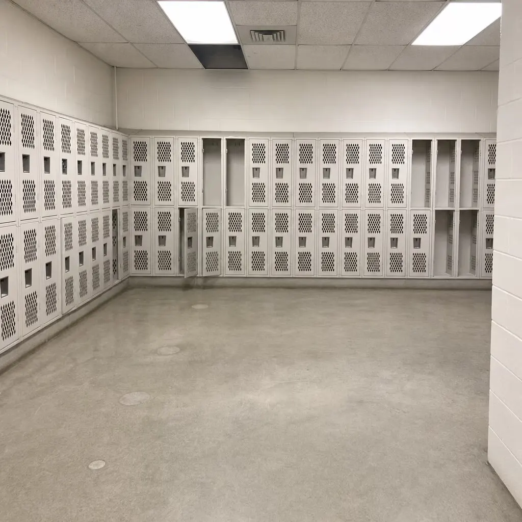 Locker room, Gym
