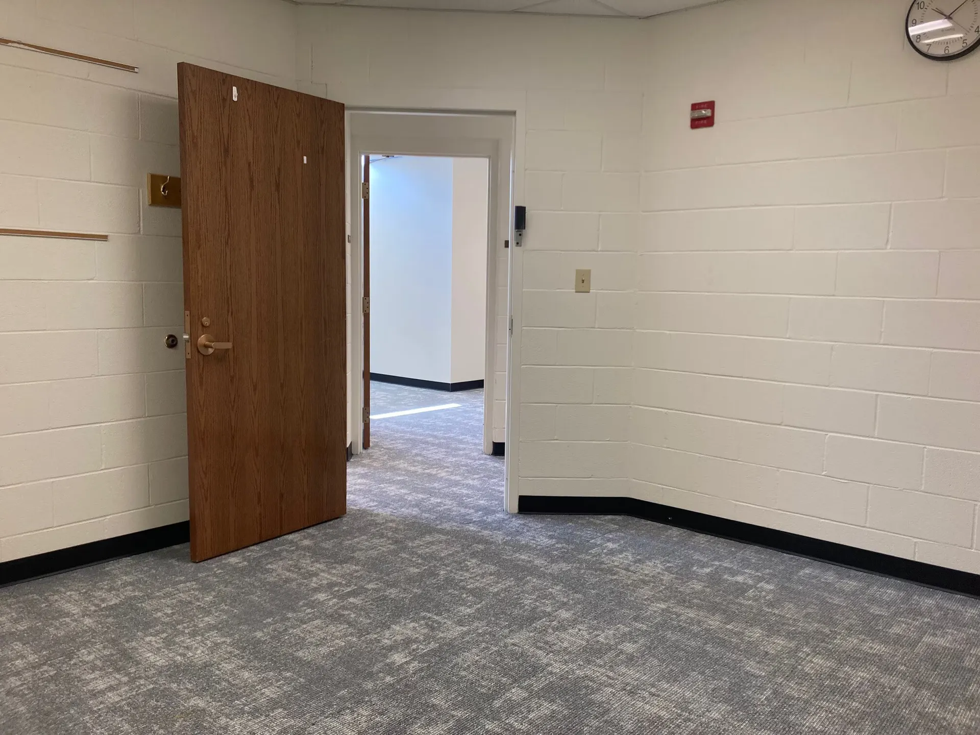 Office space 3 entry, Suite 101