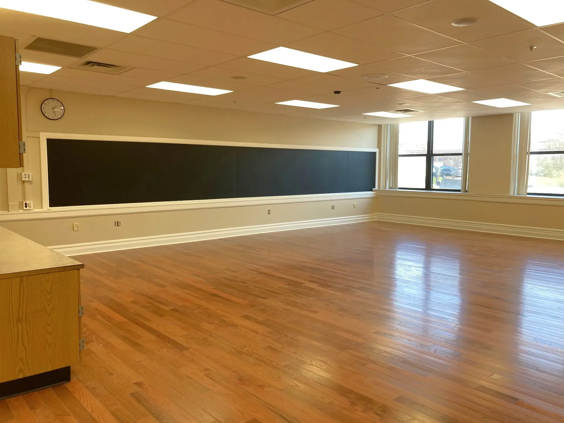 204, Suite 204