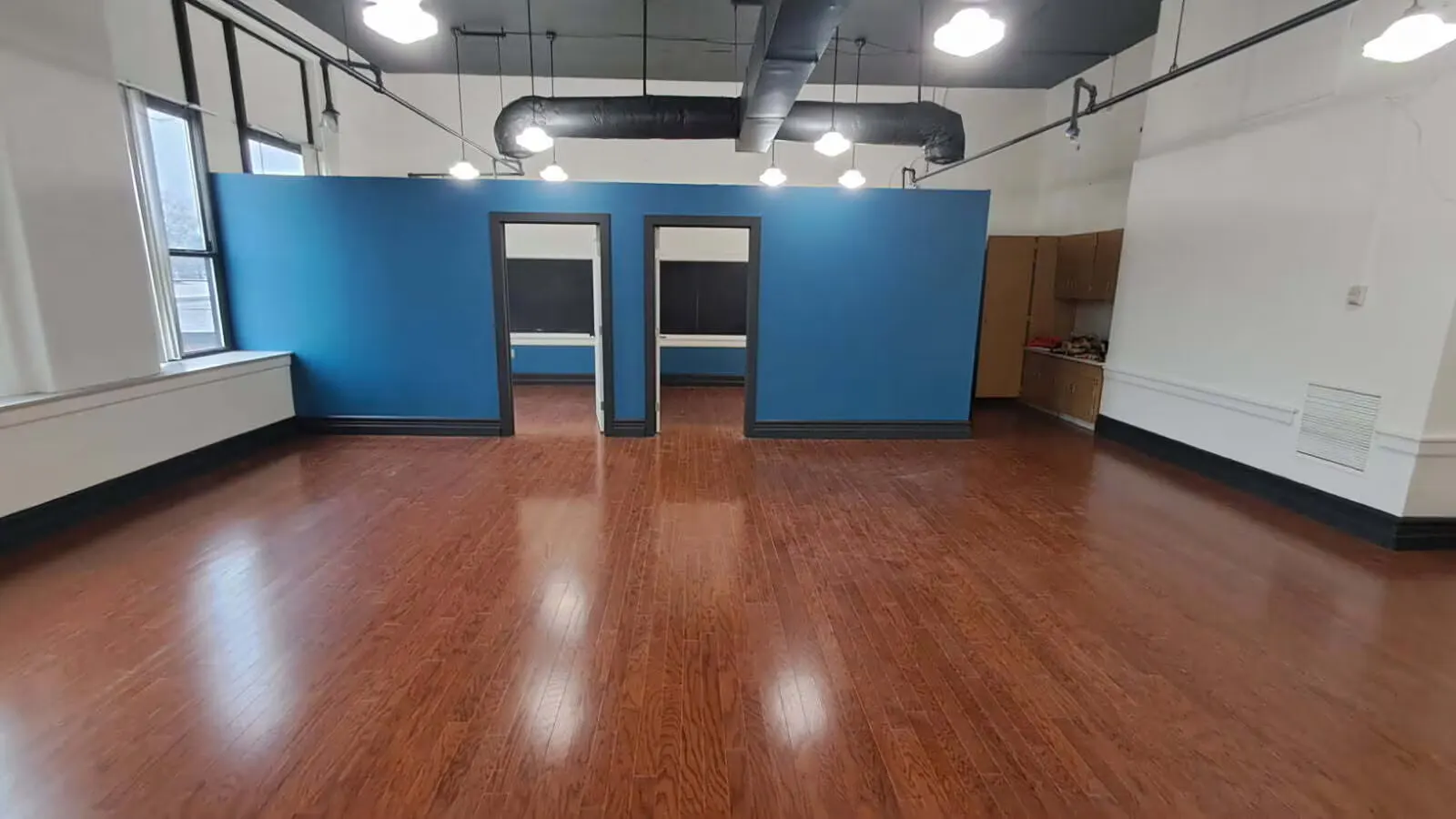 206, Suite 206